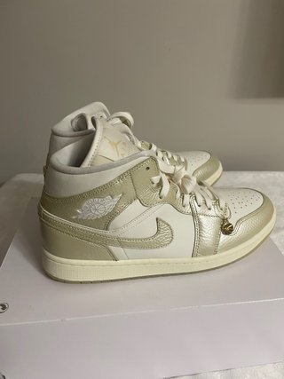 Jordan 44.5 Oro Bianco