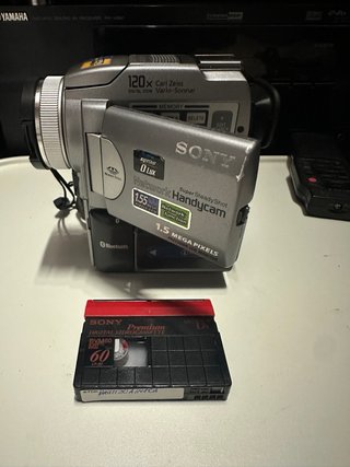 Videocámara Sony DCR-PC120E Mini DV