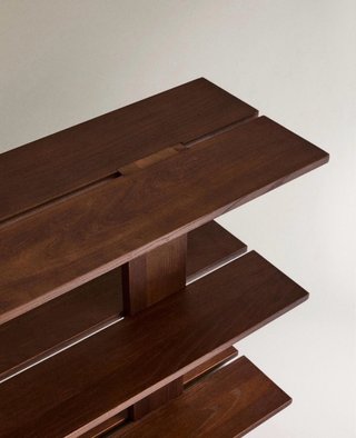 Estantería de madera de olmo - Zara Home