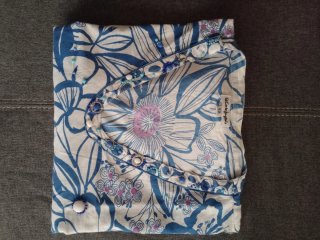 Blusón estampado azul y blanco de El Corte Inglés