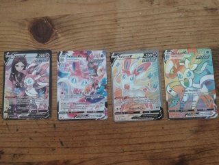 4 Cartas Pokémon Sylveon V y VMAX