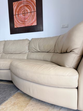 Sofá Natuzzi Piel Crema - 4 Plazas