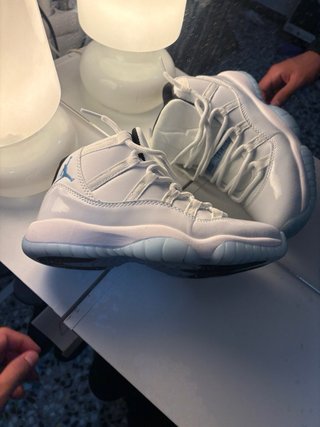 Jordan 11 Legend Blue