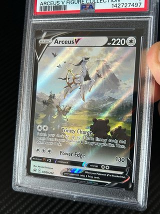 Carta Pokémon Arceus V SWSH204 PSA 7 NM