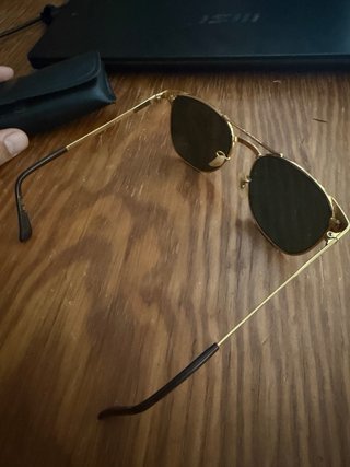 Gafas Ray-Ban Clubmaster Doradas con funda
