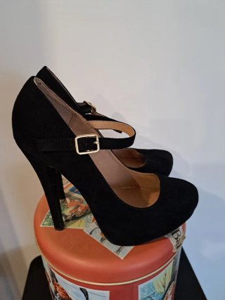 Merceditas tacón negro Talla 36