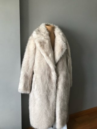 Abrigo pelo sintético Bershka