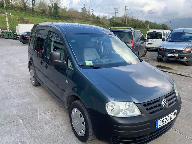 Volkswagen Caddy 2006 - foto 1