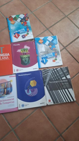 Libros Bachillerato Catalán y Tecnología