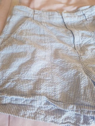 Shorts H&M rayas azules. Talla 38
