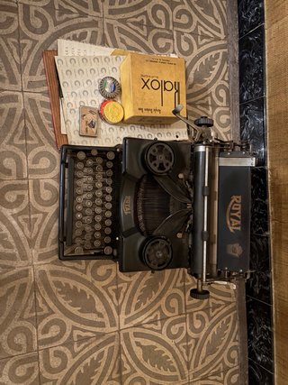 Máquina de escribir Royal antigua