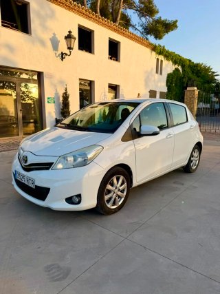 Toyota Yaris 2014