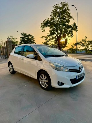 Toyota Yaris 2014