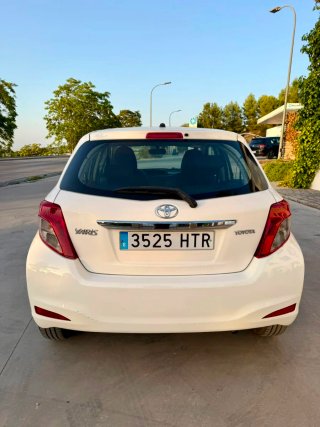 Toyota Yaris 2014
