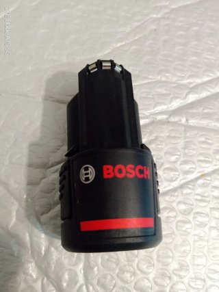 Batería Bosch GAL 12V 2Ah Li-lion.