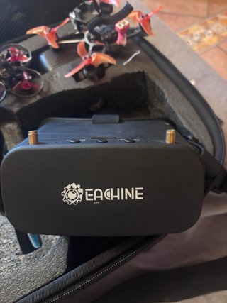 Kit FPV con 3 droni e telecomando Flysky