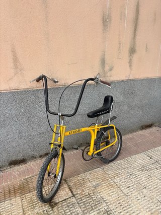 Bicicleta Crosseta amarilla vintage