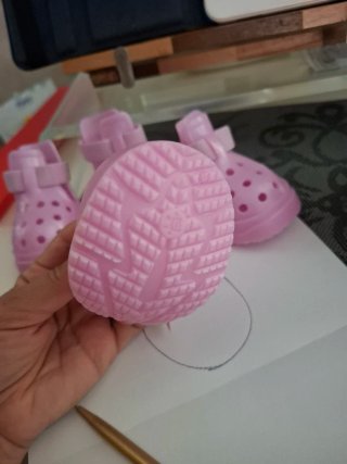 Scarpine per cane rosa