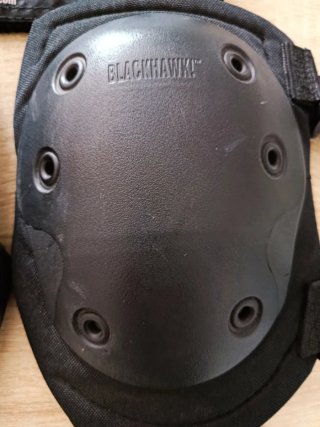 Rodilleras Blackhawk con bolsa