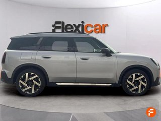 MINI Countryman D