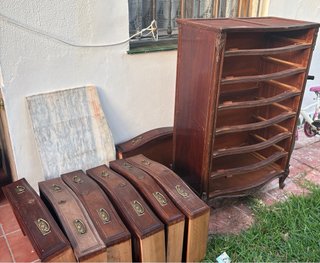Cómoda de caoba antigua