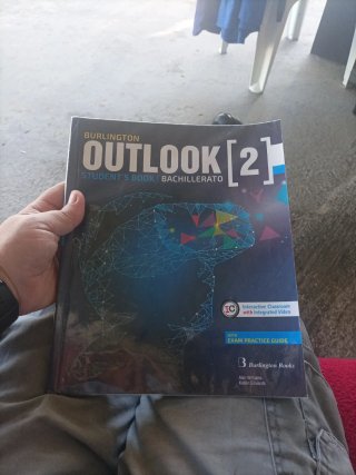 Outlook Bach 2 Sts 2022 (bachillerato)