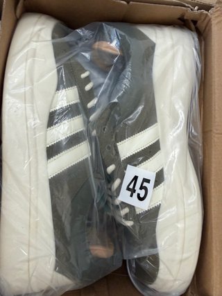 Adidas Gazelle Talla 45