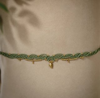 Gargantilla Macramé con Hojas y Perlas