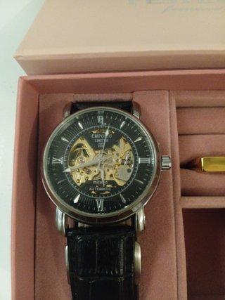 Reloj Emporio Automático Esqueleto Negro y Festina