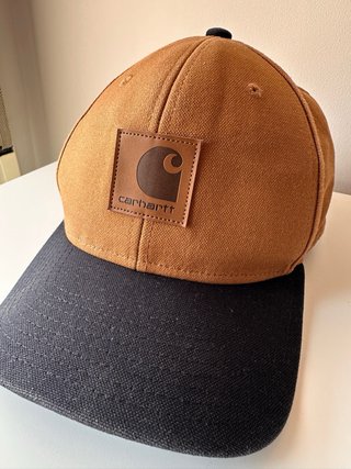 Gorra Carhartt Marrón y Negra