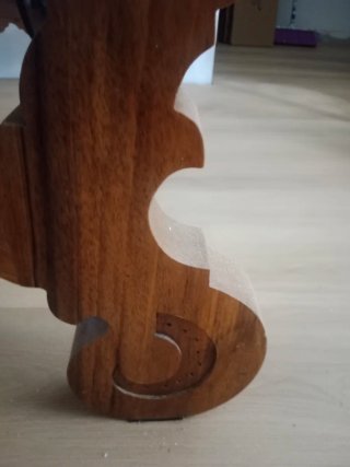 Mesa de madera maciza Nogal con tapa de cristal