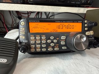 Kenwood TS-480AT HF/50MHz Transceptor