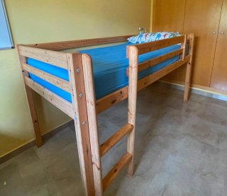 Cama alta infantil pino 90x190/200 JYSK /FLEXA