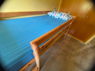 Cama alta infantil pino 90x190/200 JYSK /FLEXA