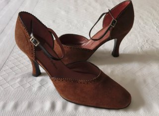 Zapatos tacón 37