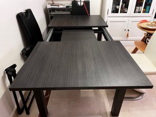 Mesa de salón extensible gris oscuro