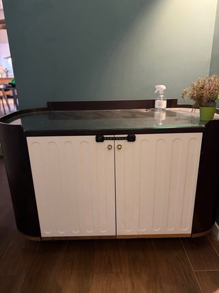 Aparador moderno cristal y madera
