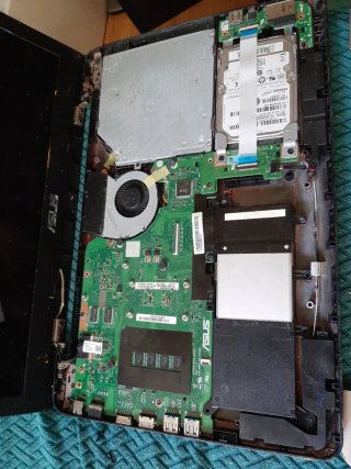ASUS F555L Computer