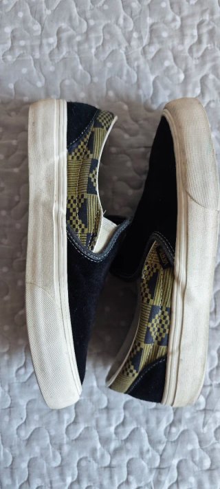 Vans Classic Slip-On Negro/Oliva T41