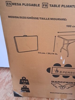 Mesa plegable de plástico blanca