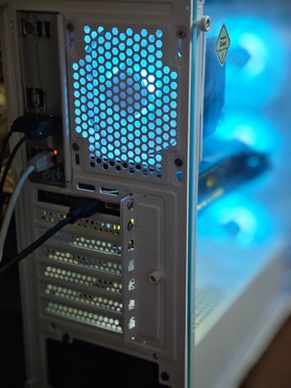 PC Gamer RYZEN 5 5600 TOP, 32GB RAM, RTX 2070S 8GB