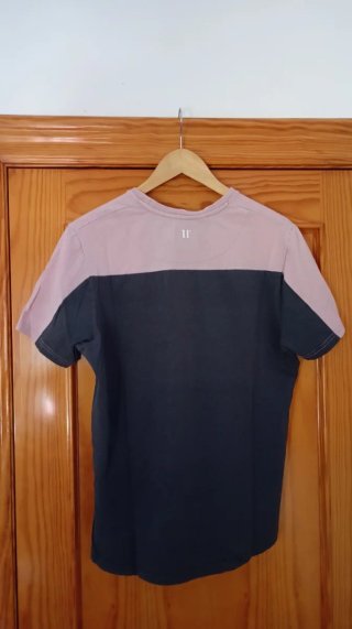 Camiseta Deportiva 11 Degrees Morada y Rosa