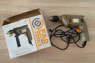 Taladro percutor 500W.