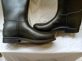 BOTAS DE AGUA ALTAS NEGRO NUMERO 39 MARCA DECATHLO