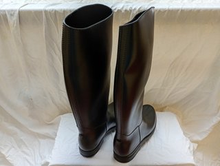 BOTAS DE AGUA ALTAS NEGRO NUMERO 39 MARCA DECATHLO