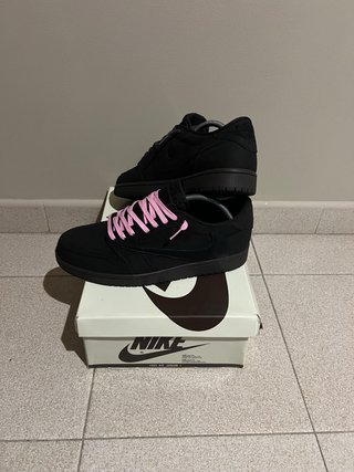 Jordan x Travis Scott Air Jordan 1 Low Preto Rosa