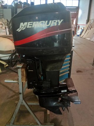 Motor fueraborda Mercury 75 CV 2T