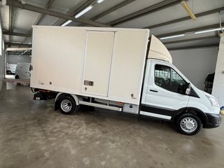 Ford Transit caja cerrada plataforma elevadora '21