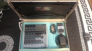 Behringer Xenyx Q1202 USB Mezclador