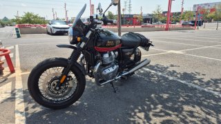 Royal Enfield Interceptor 650 CAMBIO POR TRAIL